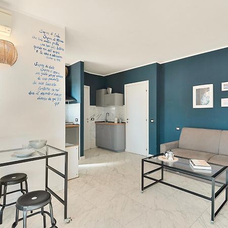 Splendido Monolocale Con Spazioso Giardino E Veranda A 500 Mt Dal Mare Marina Di Carrara Eksteriør bilde